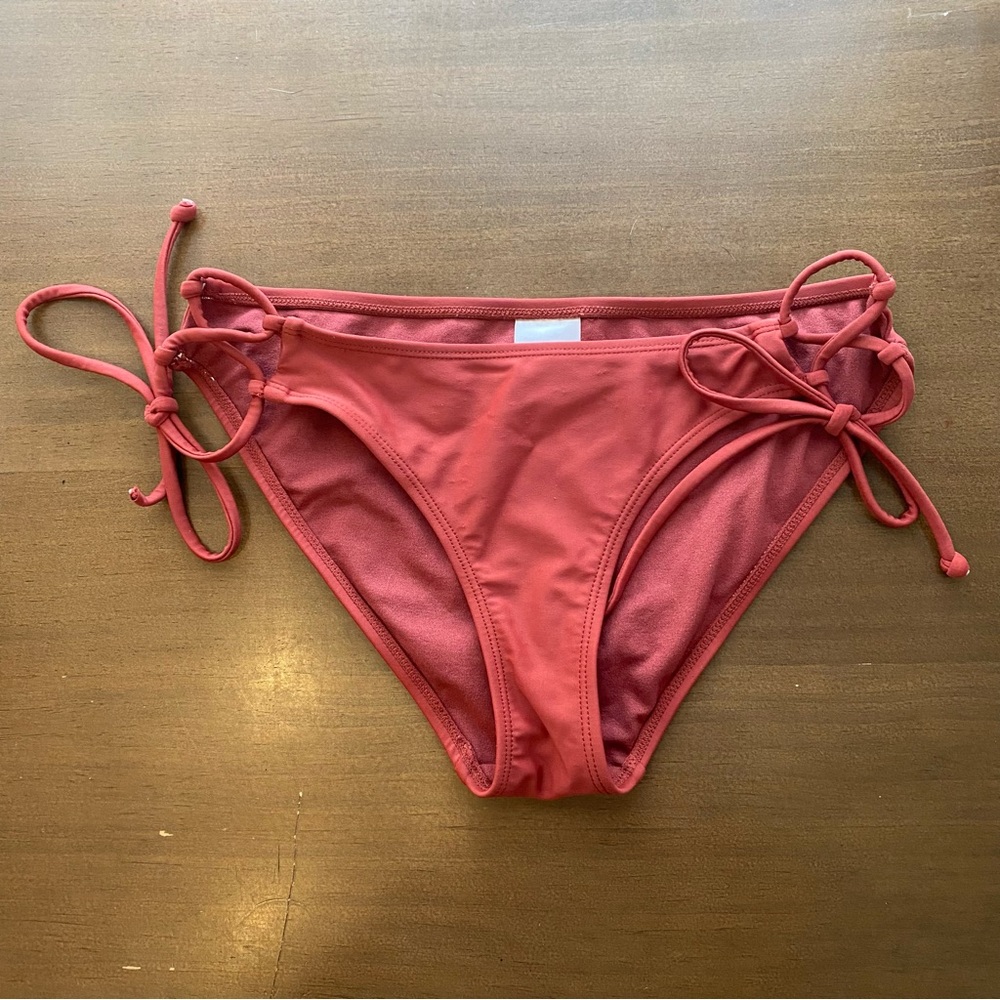 Xhilaration Burnt Orange Side Tie Bikini Bottoms Small Vacation Rust Neutral
